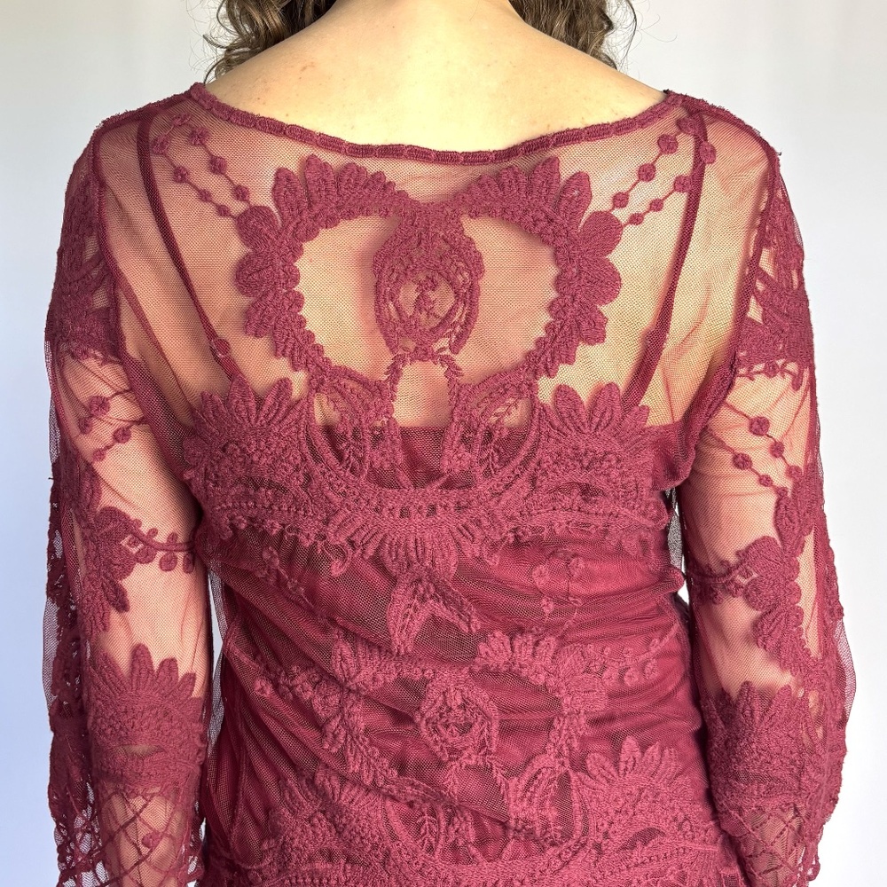 Burgundy Red Lace Shirt and Camisole – Medium - Picture 3 of 16